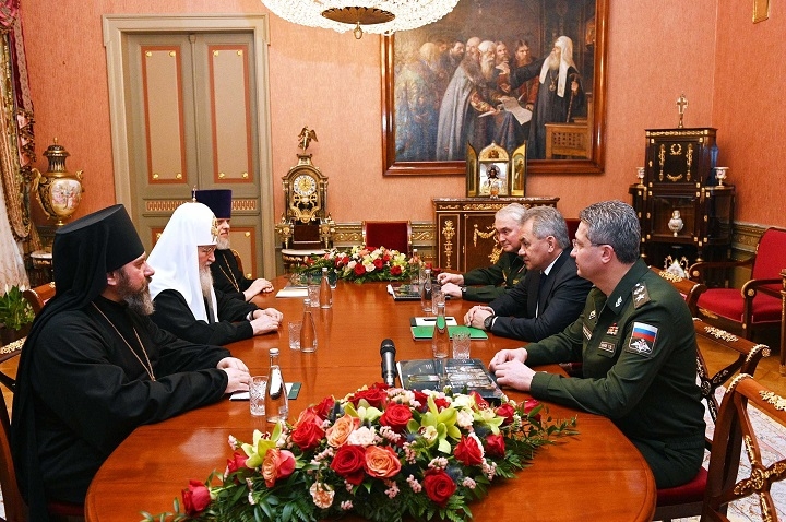 Состоялась встреча Святейшего Патриарха Кирилла с министром обороны РФ