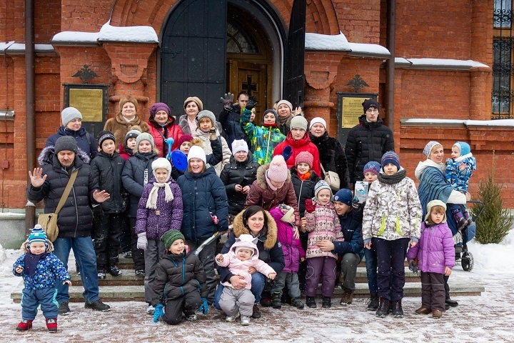 Детский праздник в храме с православным Военно-патриотическим клубом 