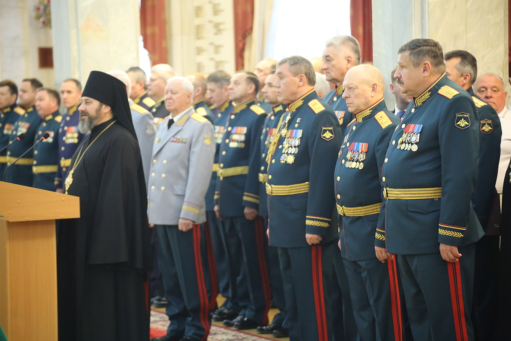 Председатель Синодального отдела поздравил выпускников Военной академии Генерального штаба