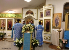 Божественная Литургия в празднование в честь Казанской иконы Божией Матери